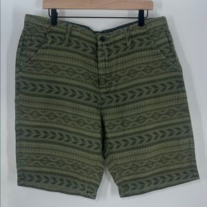 True Grit Green Shorts Size 38 Gently Used